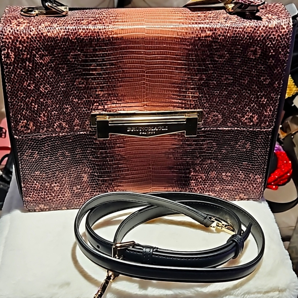 NWT Bruno Magli Embossed Lizard Leather Crossbody Bag Black/Blush Pink